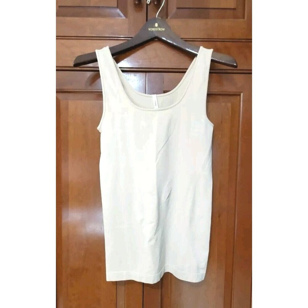 Skinny Tees Womens Seamless NUDE Tank Top One Size Scoop Neck